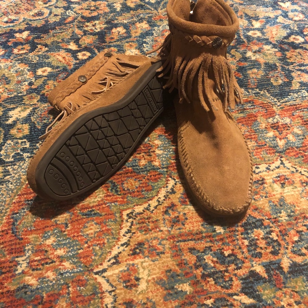 Minnetonka fringed ankle boots